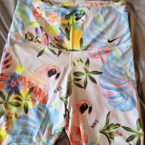 Nike tropical high waisted tights leggings
